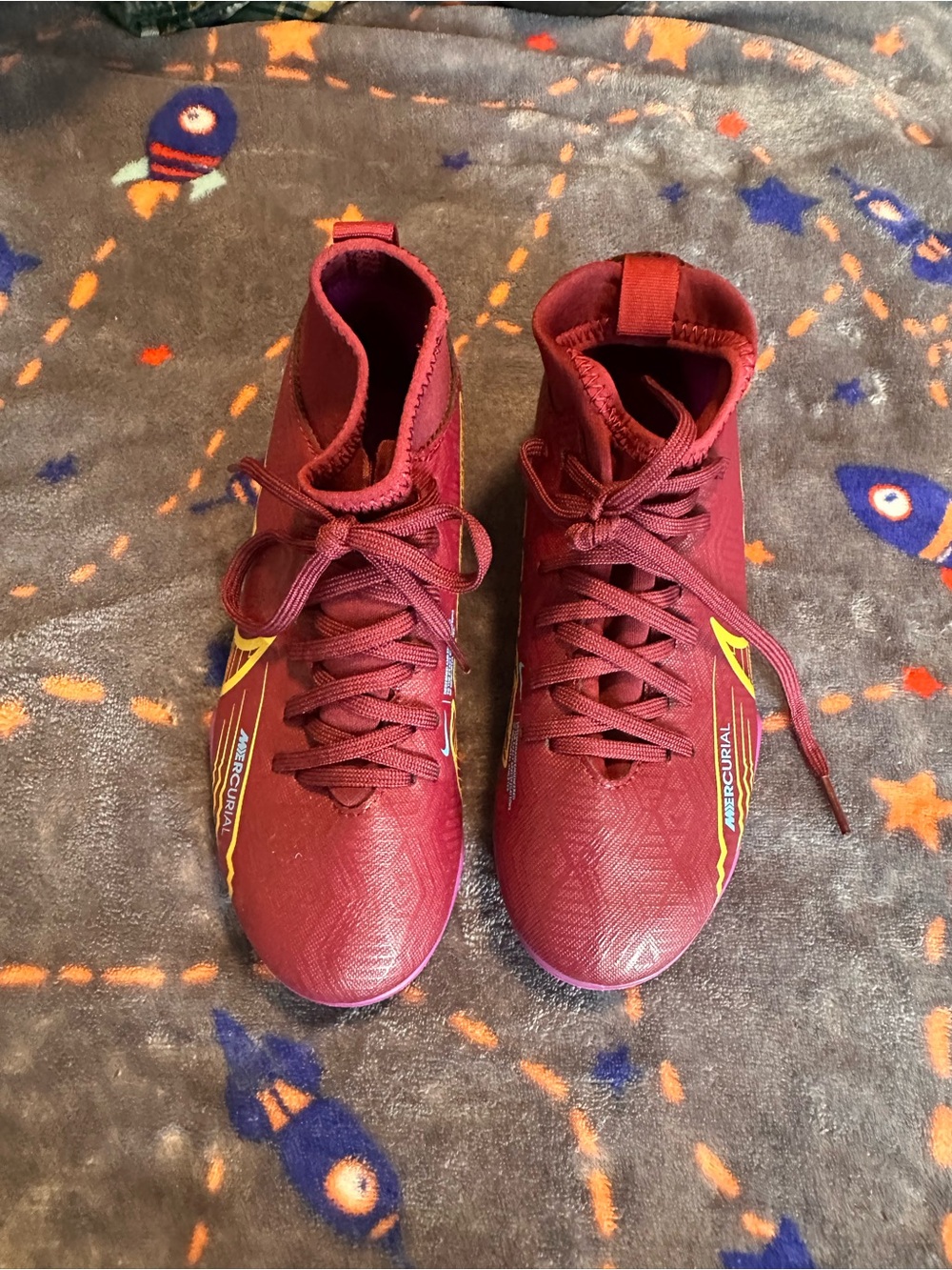 Nike Kids Maroon and Yellow Mid-Top Soccer Cleats